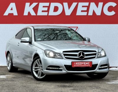 MERCEDES-BENZ C 220 CDI BlueEFFICIENCY (Automata) Live Traffic Xenon Ülésfűtés Bluetooth Rendszeresen szervizelt!