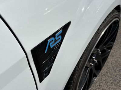 FORD FOCUS RS 2.5 T Értékes kiegészítőkkel