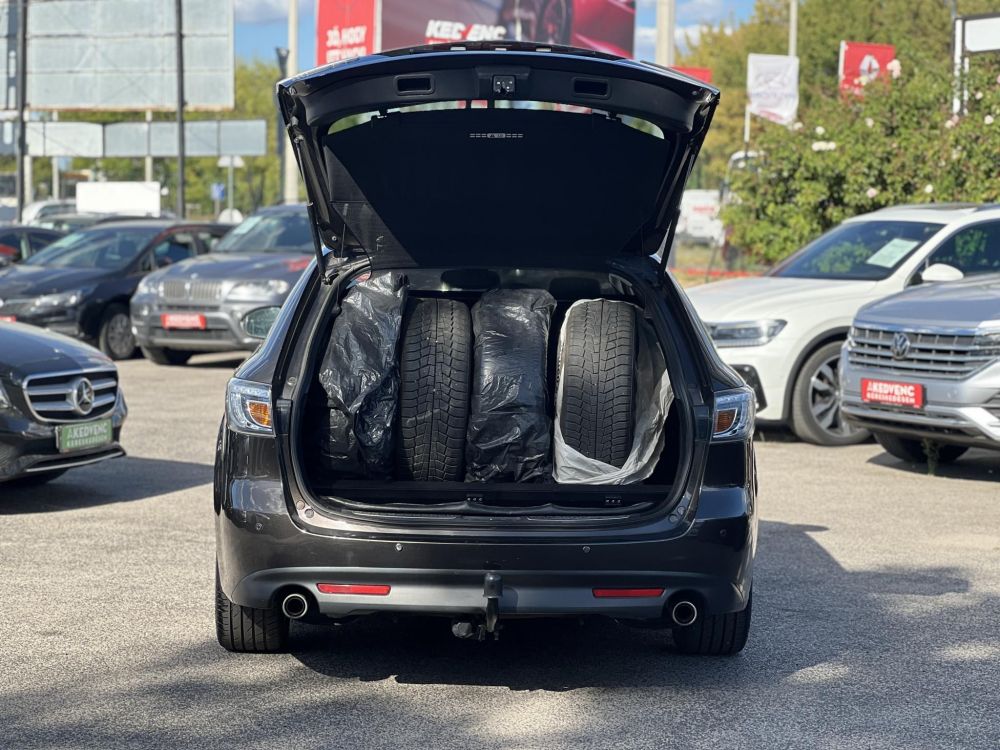 MAZDA 6 Sportkombi 2.5 GTA BOSE hifi. Gyári fényezés. Téli-nyári garnitúra. 1.5T horog. Legjobb ár!