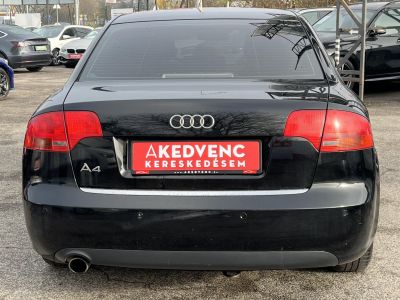 AUDI A4 1.6 Klíma Tolatóradar Új téli gumik!