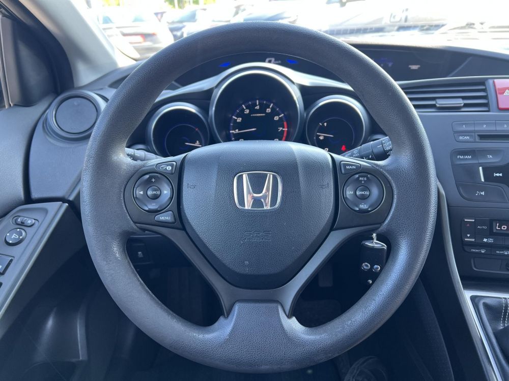 HONDA CIVIC 1.4 Comfort M.o-i. Klíma Tempomat Bluetooth Márkaszervizelt!