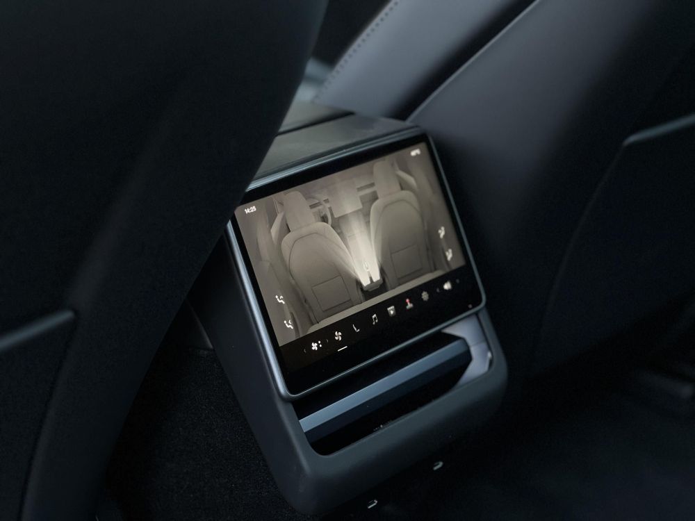 TESLA MODEL 3 RWD Premium (Automata) HIGHLAND. 27e km. AMD Ryzen. mátrix LED. Garanciális!