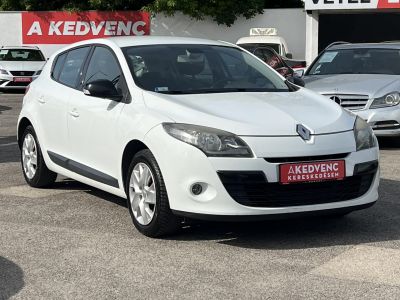 RENAULT MEGANE 1.6 Dynamique Magyarországi. teljes szerviztörténet! LEGJOBB ÁR!