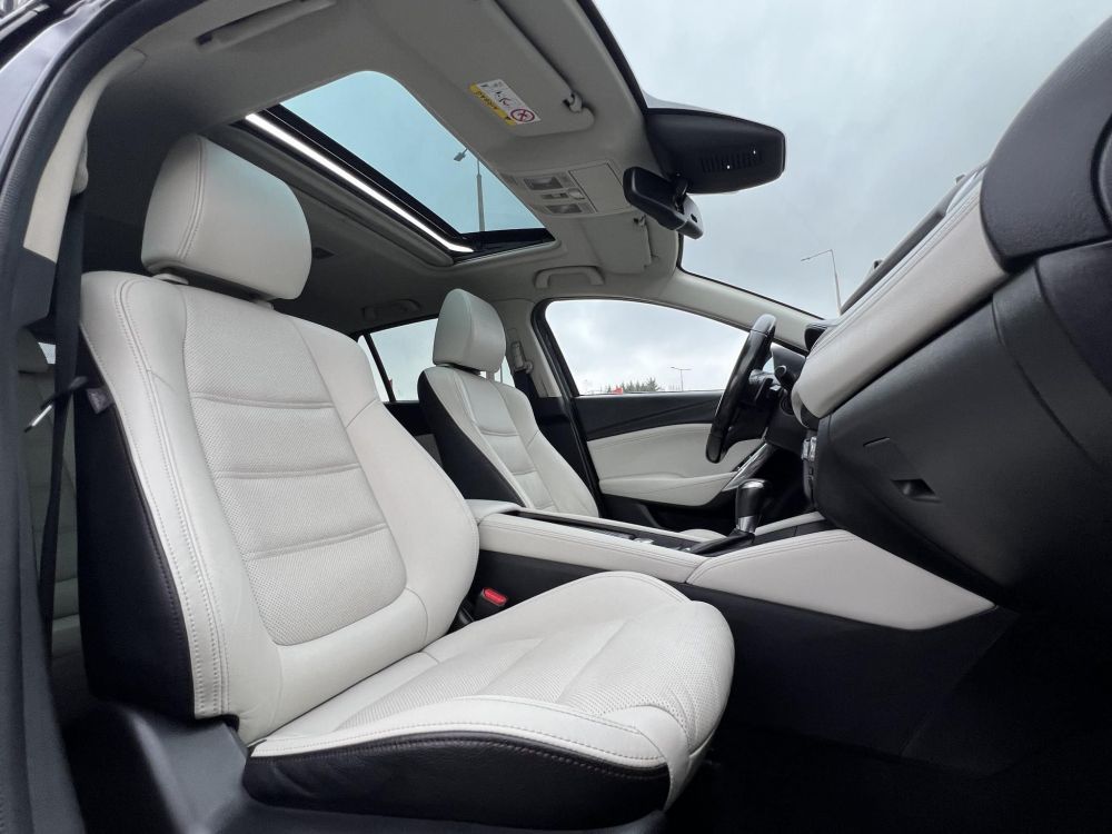 MAZDA 6 Sportkombi 2.2 CD Revolution Top (Automata) Sávtartó Head-up Napfénytető Fehér bőr Tolatókamera F1 Váltó!