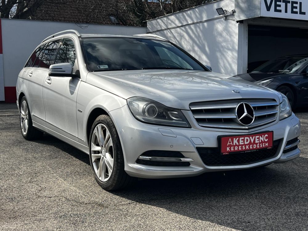 MERCEDES-BENZ C 250 T BlueEFFICIENCY Avantgarde (Automata) FACELIFT. Teljes szerviztörténet. vezérlés cserélve!