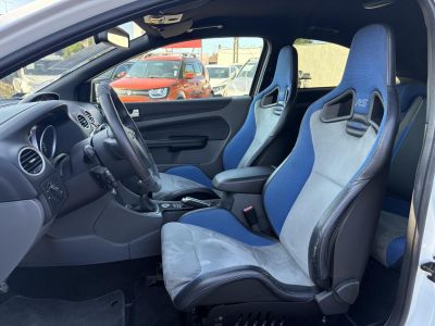 FORD FOCUS RS 2.5 T Értékes kiegészítőkkel