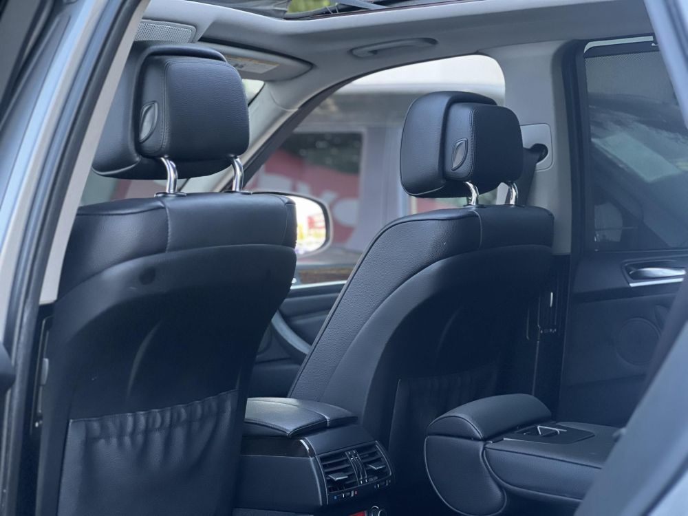 BMW X5 xDrive35i (Automata) Carplay Memóriás ülések Panoráma tető Téli-nyári felni garnitúrával!