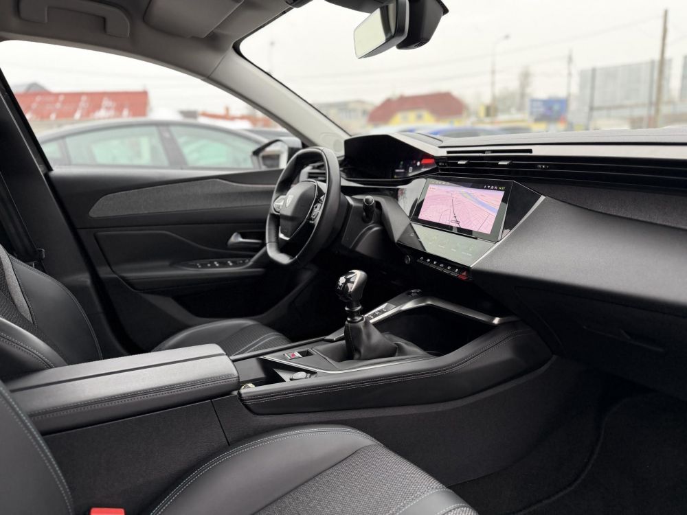PEUGEOT 308 SW 1.5 BlueHDi Allure LED Tempomat Navi Mirrorscreen Bluetooth 360kamera