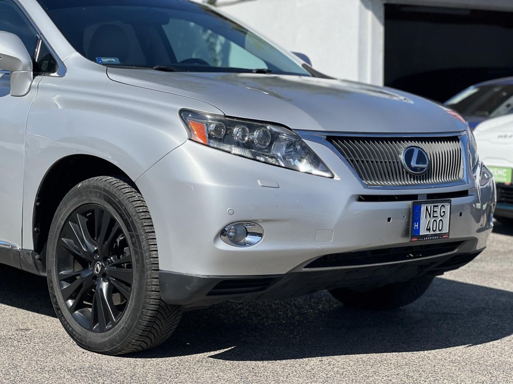 LEXUS RX 450h Executive CVT Dokumentált előélet. Vajbőr belső. 4 évszakos gumik!