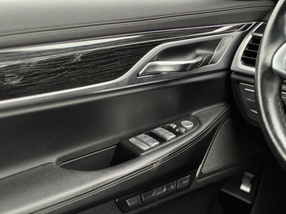 BMW 730d xDrive (Automata) M-sport M.o.-i. HUD. harman/kardon. masszázs. memória. 360kamera. napfénytető!