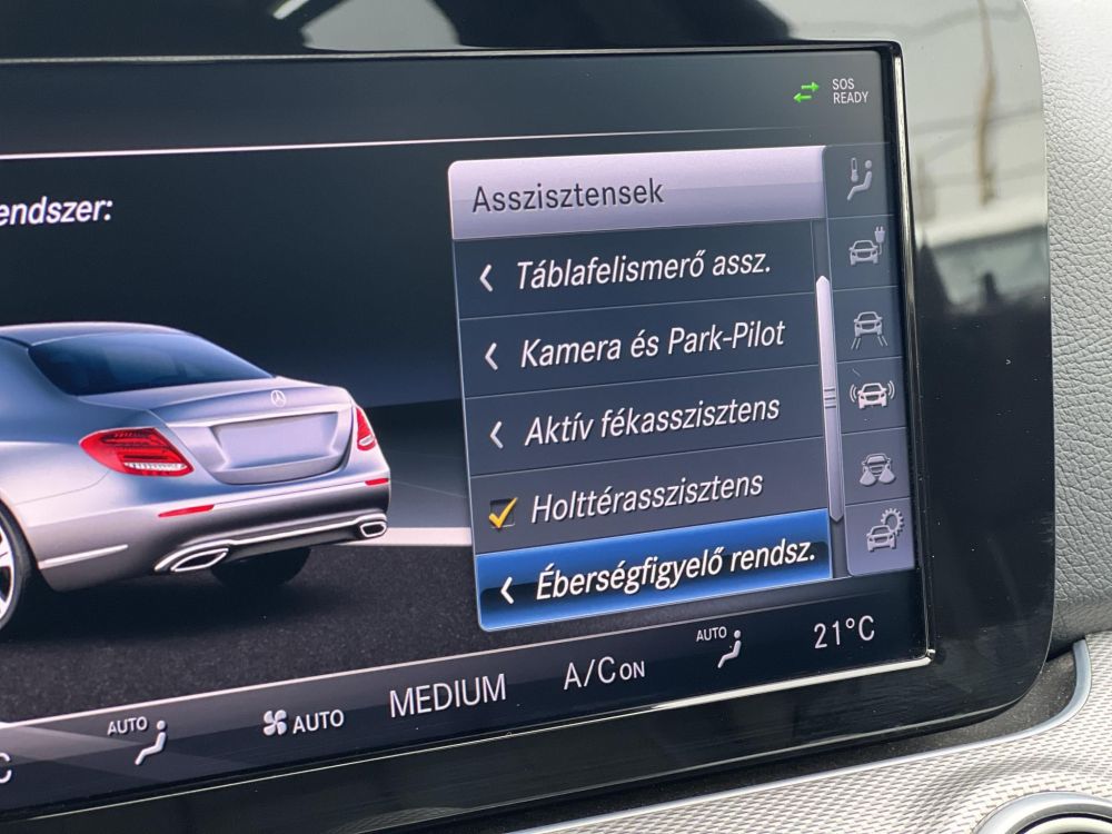 MERCEDES-BENZ E 350 e 9G-TRONIC 150e km. Bőr belső. kamera. frissen szervizelt