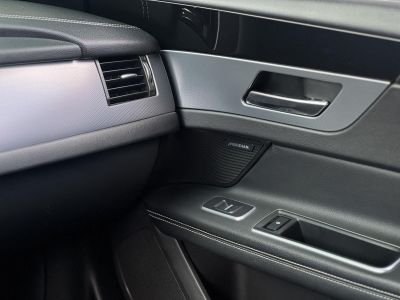 JAGUAR XF 2.0 i4D R-Sport Magyarországi. szervizelt!