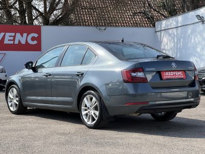 SKODA OCTAVIA 1.4 TSI Style DSG M.o.-i. sérülésmentes. CARPLAY!