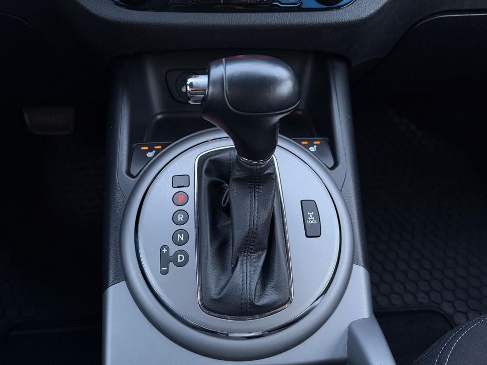 KIA SPORTAGE 2.0 CRDi LX 4x4 (Automata) Magasan felszerelt. Difizár. Téli-nyári gumi garnitúra!