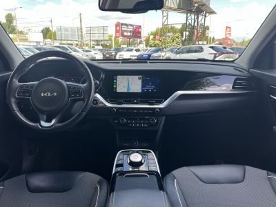 KIA NIRO e-Niro 39kWh Silver 73e km. távtartó. sávtartó. ülésfűtés. félbőr. CARPLAY!