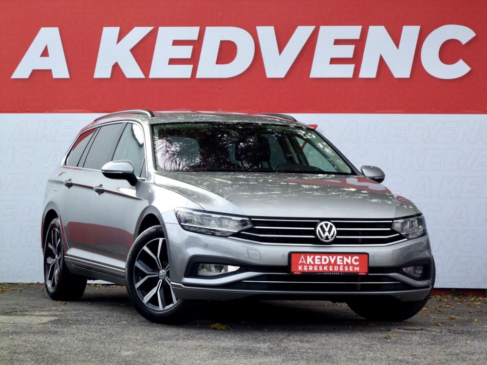 VOLKSWAGEN PASSAT VIII Variant 1.5 TSI ACT Business DSG 109e km. LED Távtartó Kamera Navi Ülésfűtés Bluetooth Téli-nyári kerék!