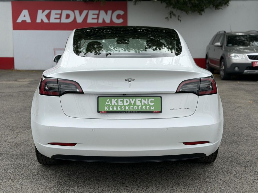 TESLA MODEL 3 Long Range AWD (Automata) 99e km. AMD Ryzen. mátrix LED. hőszivattyú. premium hifi. garanciális!