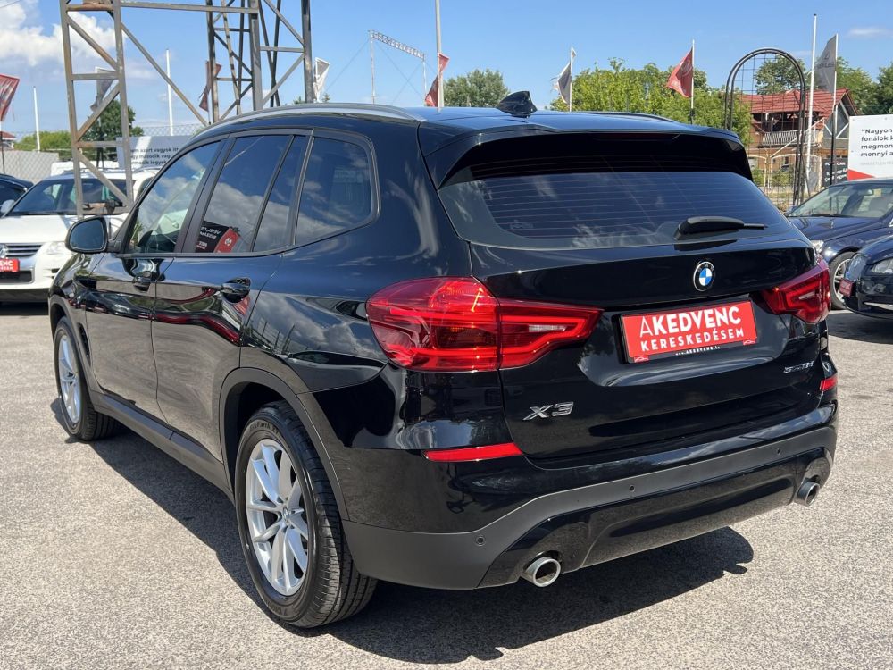 BMW X3 sDrive18d (Automata) Magyarországi. Márkaszervizelt!
