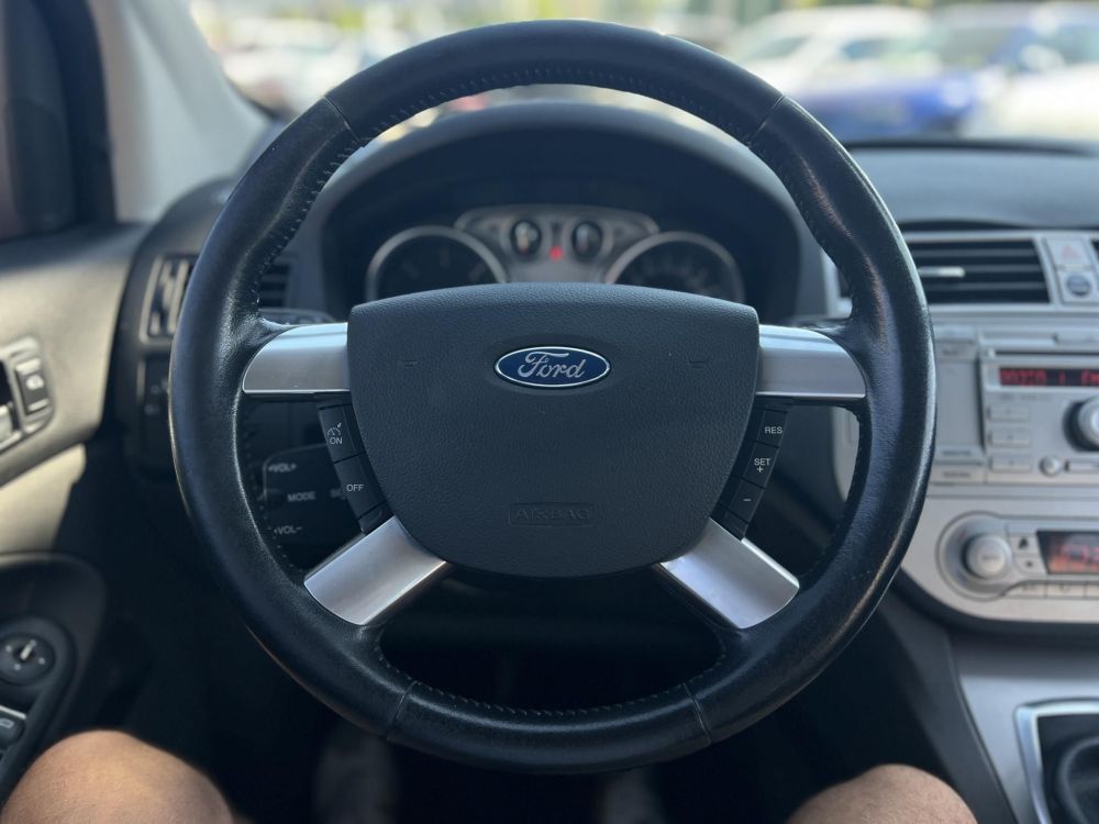 FORD KUGA 2.0 TDCi Titanium 4WD Magyarországi. ülésfűtés. keyless. tempomat. parkolóradar. friss szerviz!