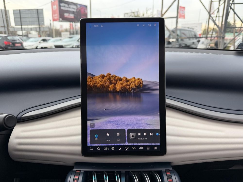 BYD ATTO 3 Design 60,4kWh LFP. M.o.-i. 1.tul. garanciális. panorámatető. világos belső!