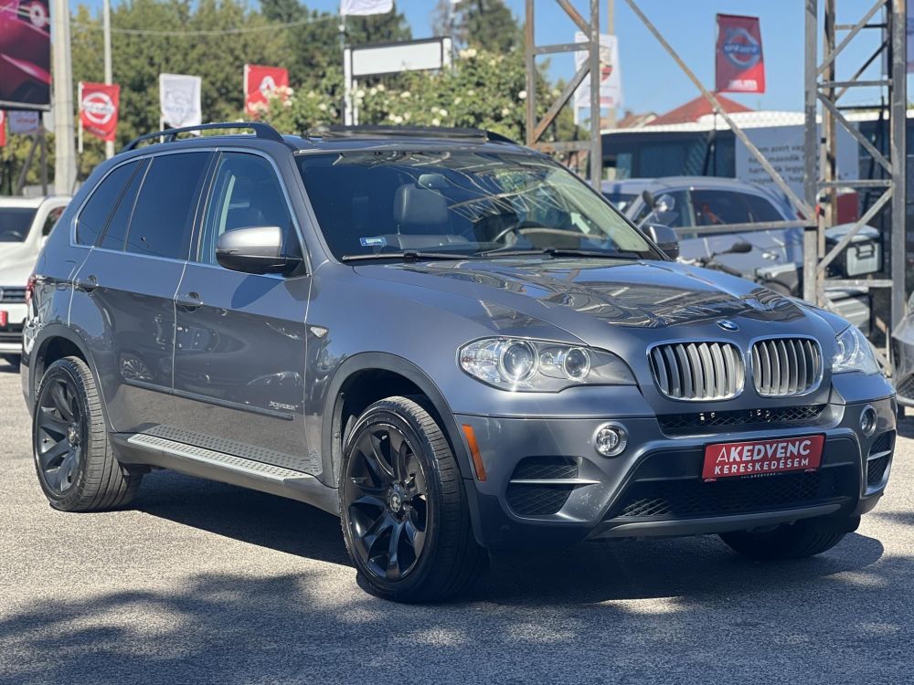 BMW X5 xDrive35i (Automata) Carplay Memóriás ülések Panoráma tető Téli-nyári felni garnitúrával!