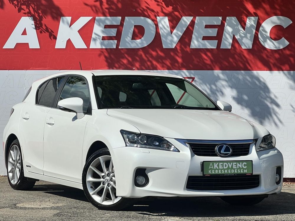 LEXUS CT 200h Executive (Automata) 140e km. Tempomat Tolatókamera Nagy szerviz!