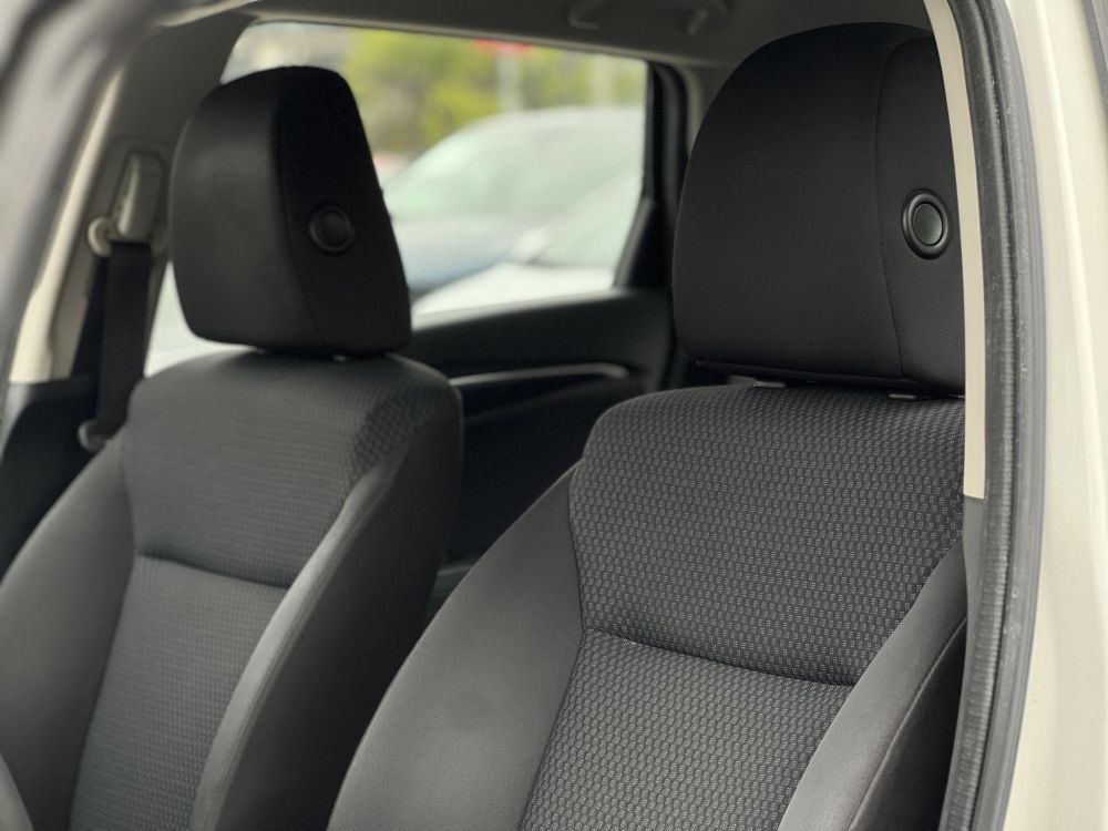 HONDA JAZZ 1.3 Trend Magyarországi. Márkaszervizelt. Tolatókamera!