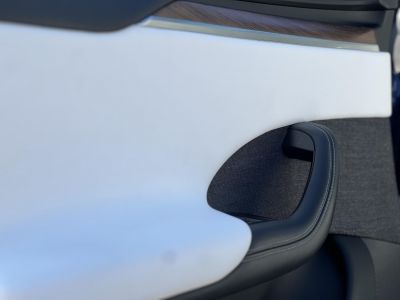 TESLA MODEL S Long Range AWD (Automata) Yoke kormány. Fehér belső. 21 felni. Garanciális