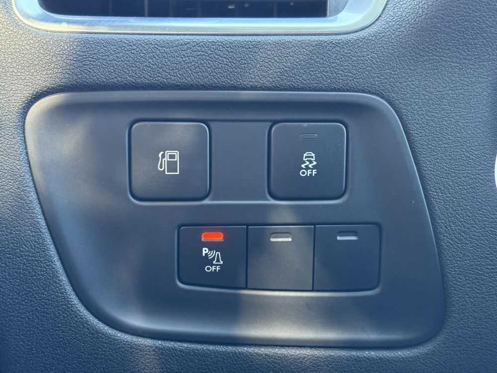 CITROEN C4 1.6 BlueHDi Profi Feel Klíma Tempomat Bluetooth Carplay TGK!