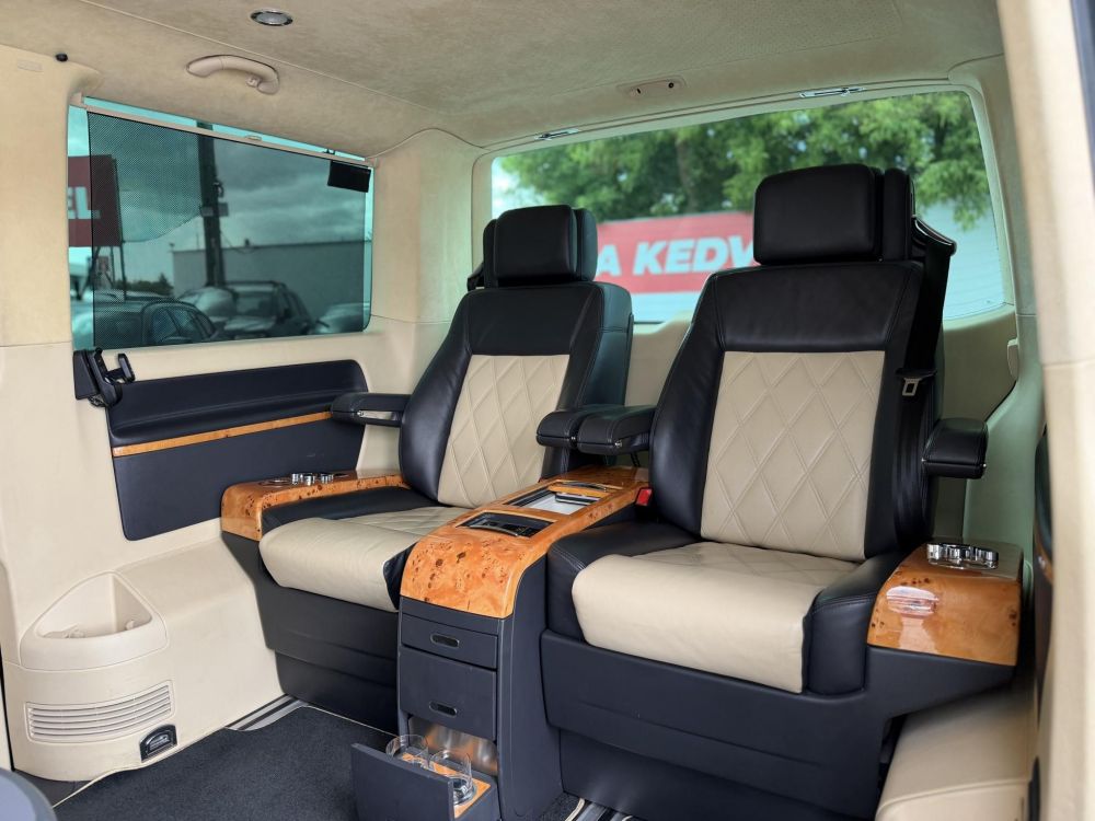 VOLKSWAGEN MULTIVAN Highline Business 2.0 TSI Nagyon ritka kivitel!