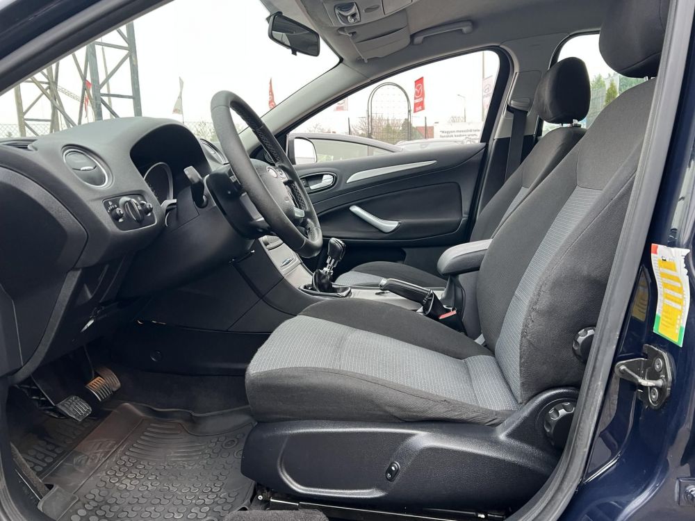 FORD MONDEO 2.0 TDCi Trend Klíma Rendszeresen karbantartott!