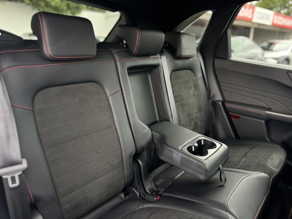FORD KUGA 2.5 PHEV ST-Line X CVT 85e km. Carplay