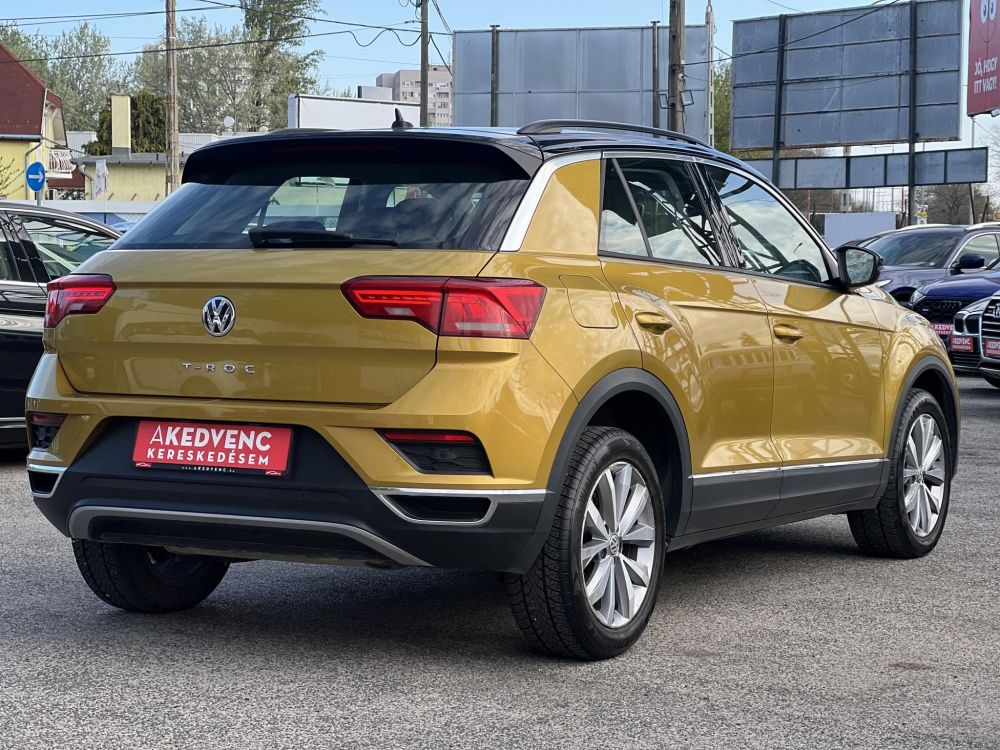 VOLKSWAGEN T-ROC 1.5 TSI ACT Style DSG 140e km. M.-o.i. távolságtartó. sávtartó. navigáció. ülésfűtés. CARPLAY!