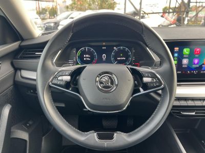 SKODA OCTAVIA Combi 1.4 TSI pHEV Ambition DSG 22e km. LED Tempomat Carplay Sávtartó Ülésfűtés Kormányfűtés Virtual Cockpit