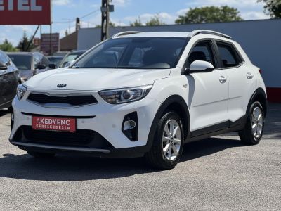 KIA STONIC 1.25 MPI Style 63e km. Magyarországi. Gyári fényezés. Végig vezetett szervizkönyv!