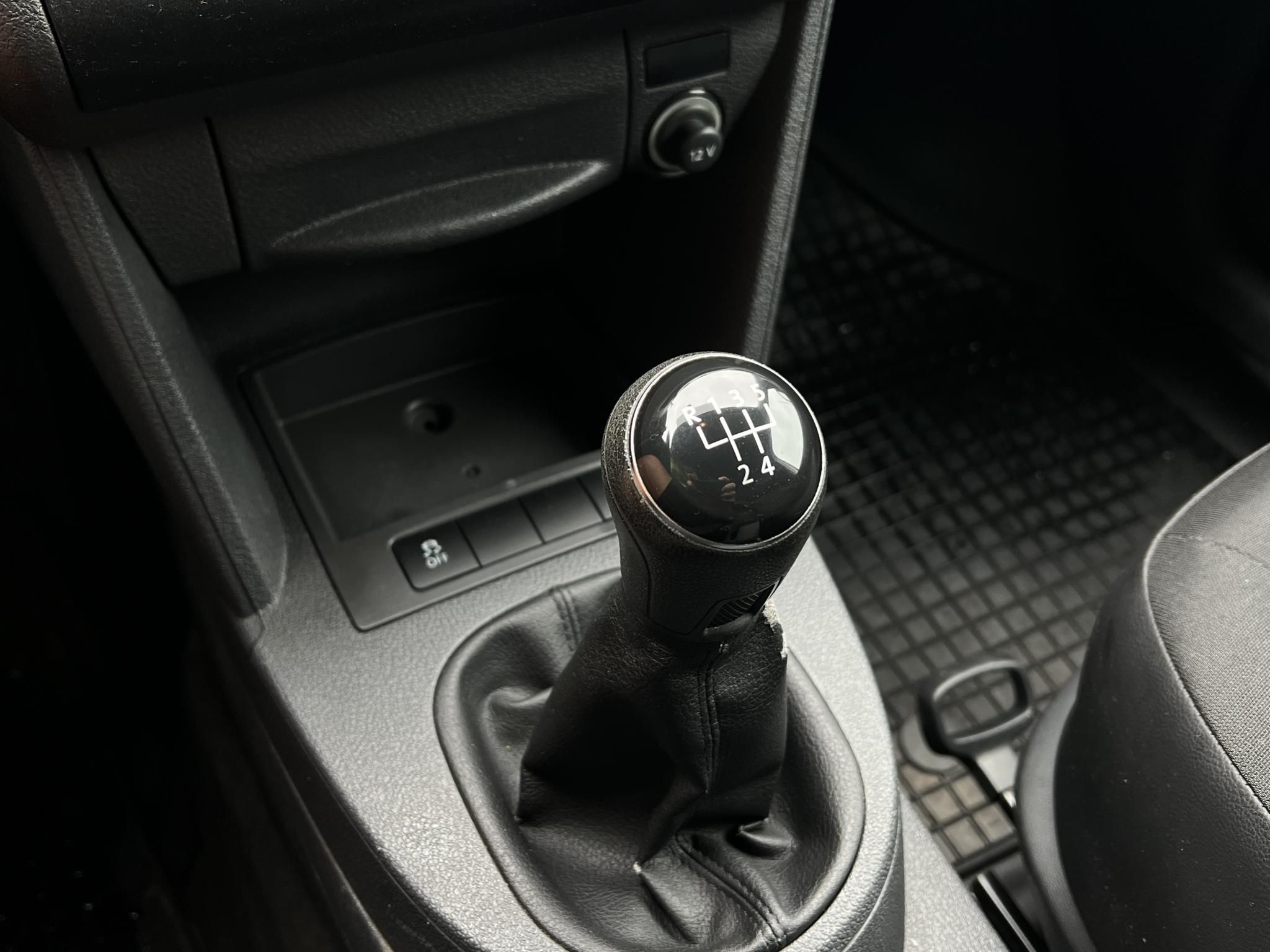 VOLKSWAGEN CADDY 1.6 CR TDI BlueMotion M.o.-i. Klíma Tempomat Bluetooth Téli-Nyári Áfás