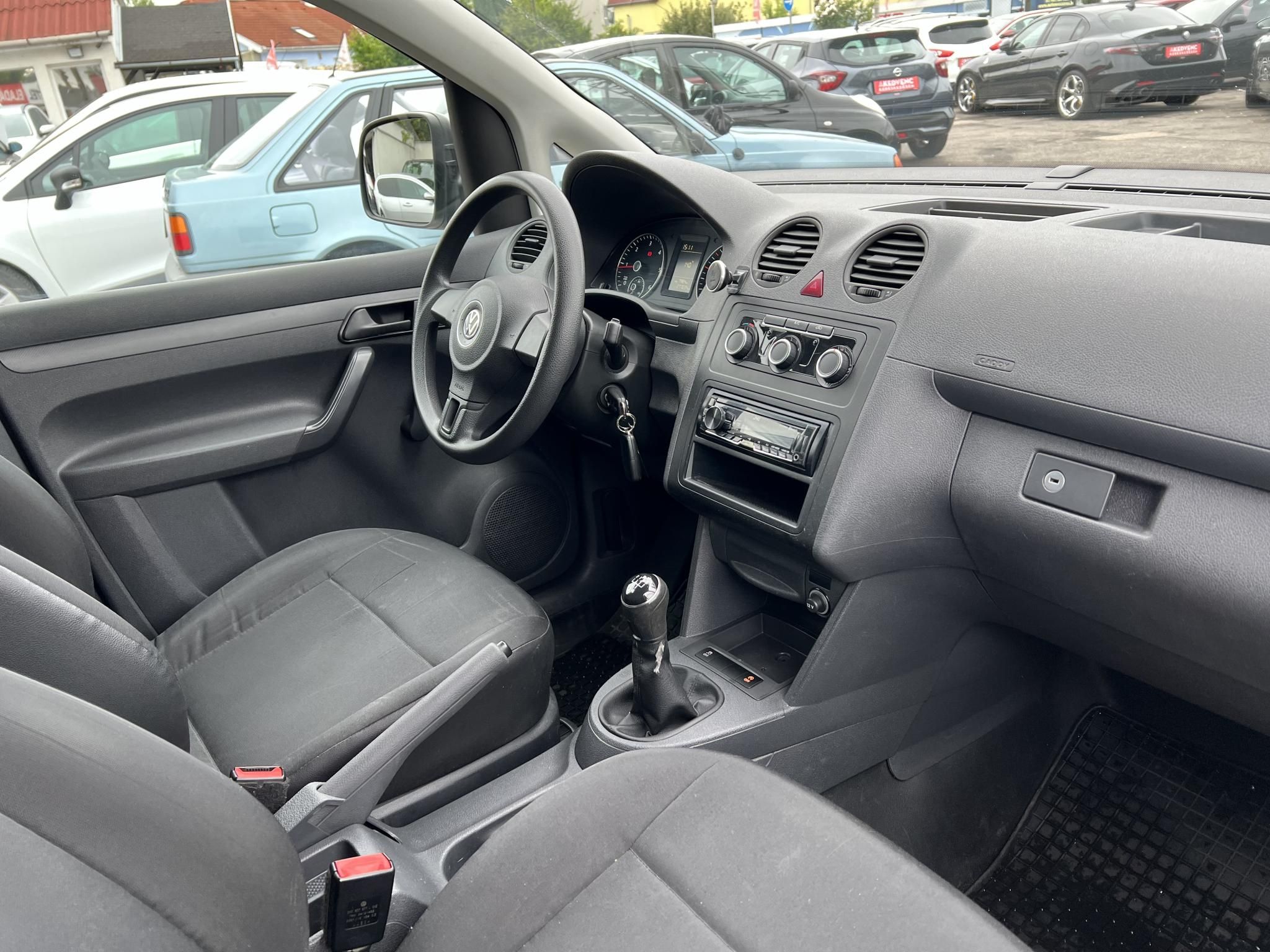 VOLKSWAGEN CADDY 1.6 CR TDI BlueMotion M.o.-i. Klíma Tempomat Bluetooth Téli-Nyári Áfás