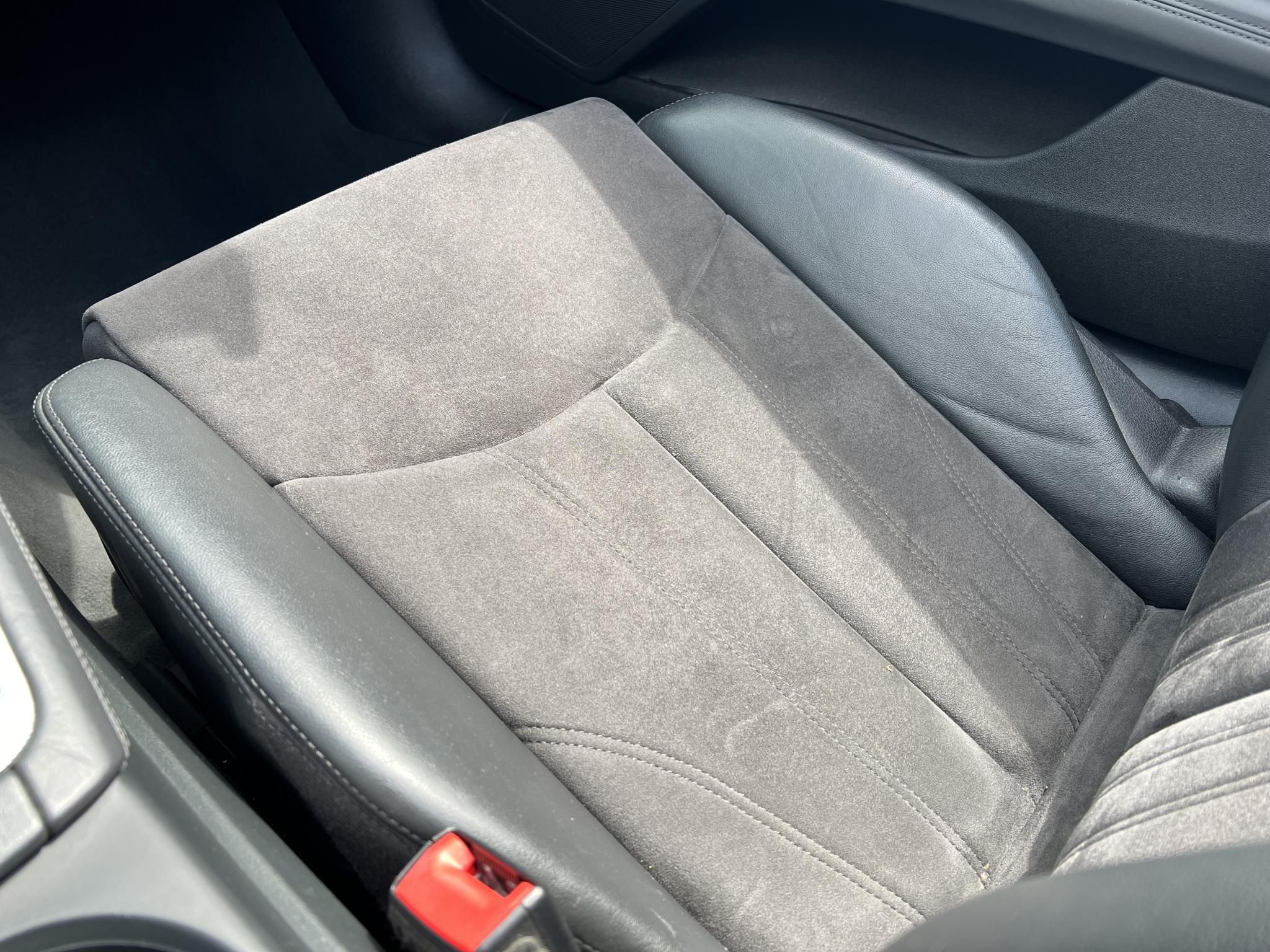 AUDI TT Roadster 2.0 TDI ultra LED Navi Virtual Cockpit Keyless Ülésfűtés Bluetooth