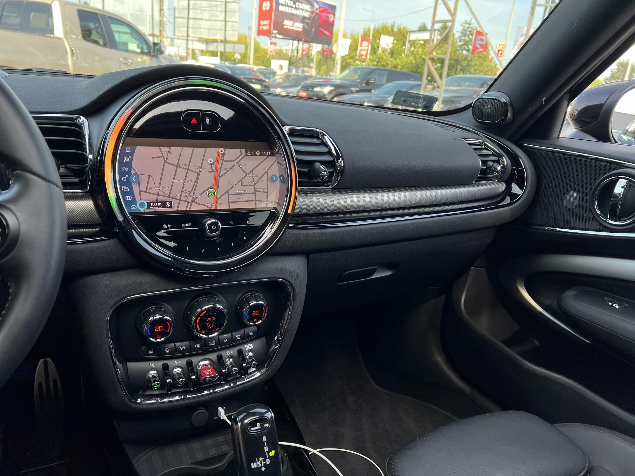 MINI CLUBMAN 2.0 John Cooper Works ALL4 (Automata) M.o.-i. 1.tul. garanciális. teljes felszereltség. sérülésmentes. carplay