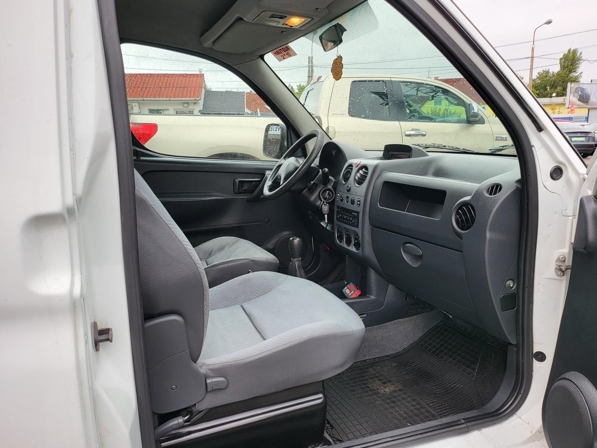 CITROEN BERLINGO 1.9 D Hűtős 0-5 fok!