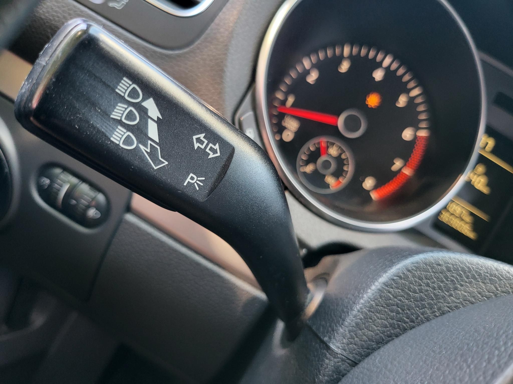 VOLKSWAGEN GOLF VI 1.4 Trendline klima