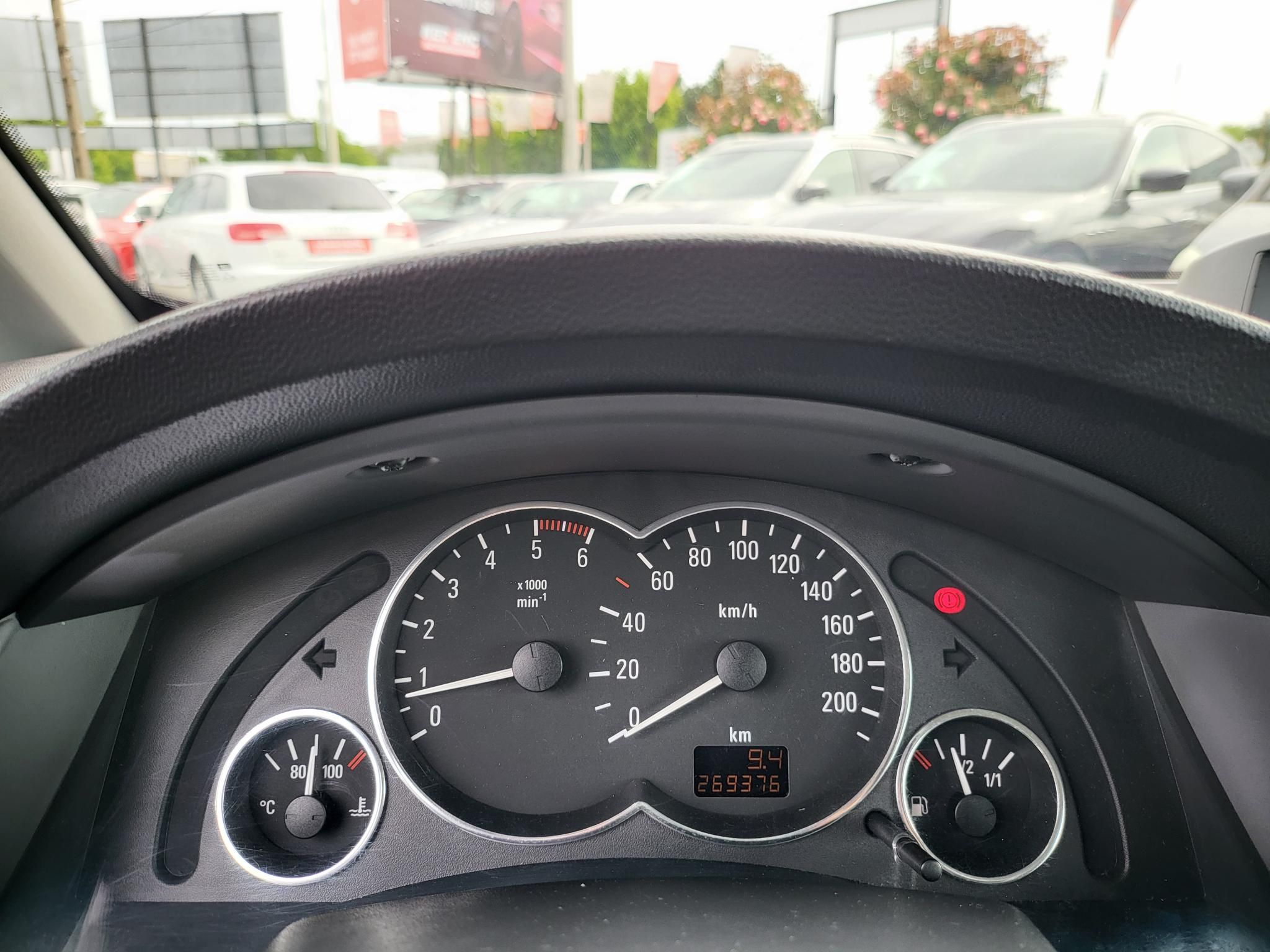 OPEL MERIVA 1.7 CDTI Essentia Klíma Webasto! 4-5L/100km!