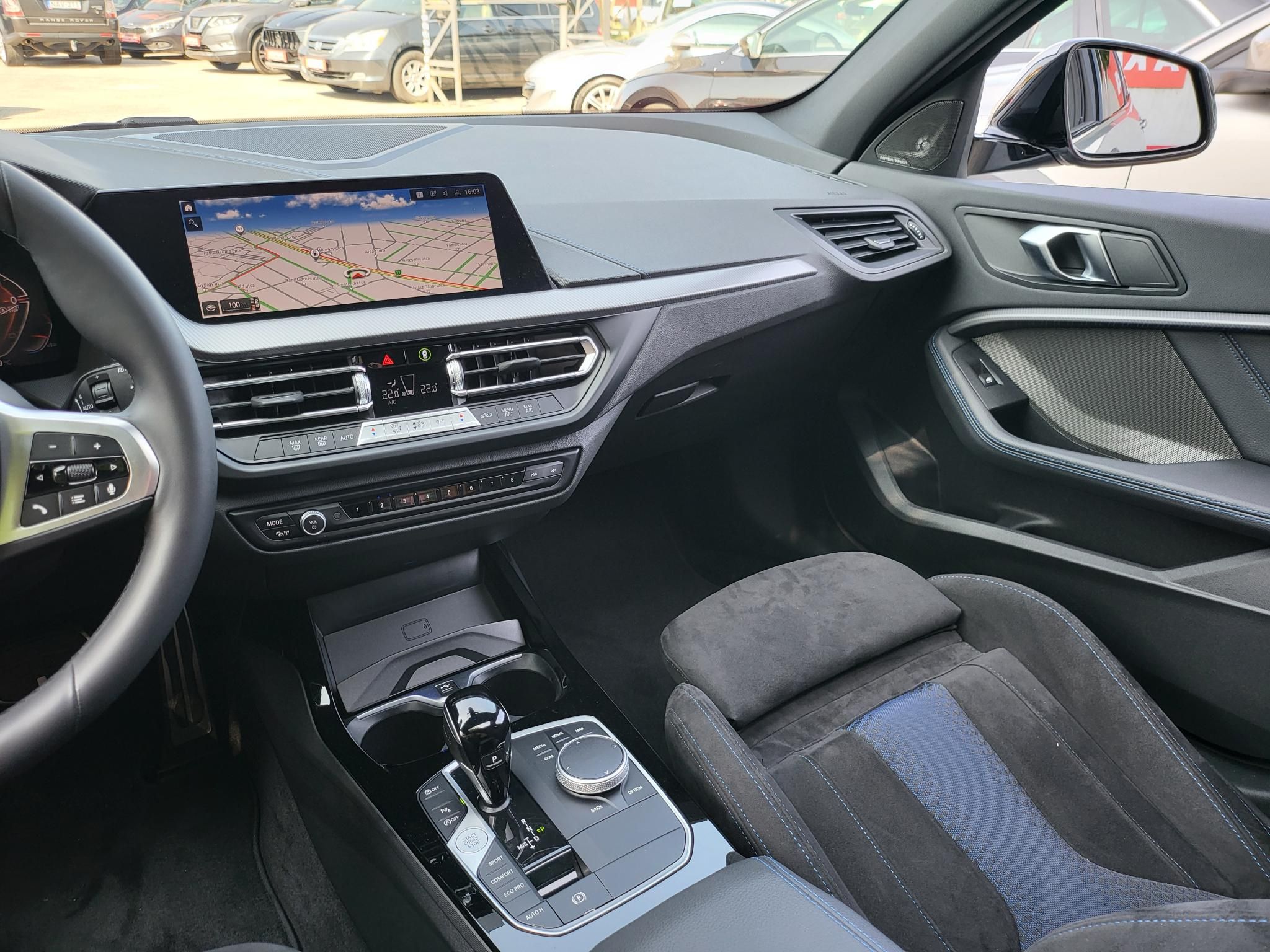 BMW 118i M Sport DKG 9e km. Adaptív LED Panorámatető Harman/Kardon Memória Carplay