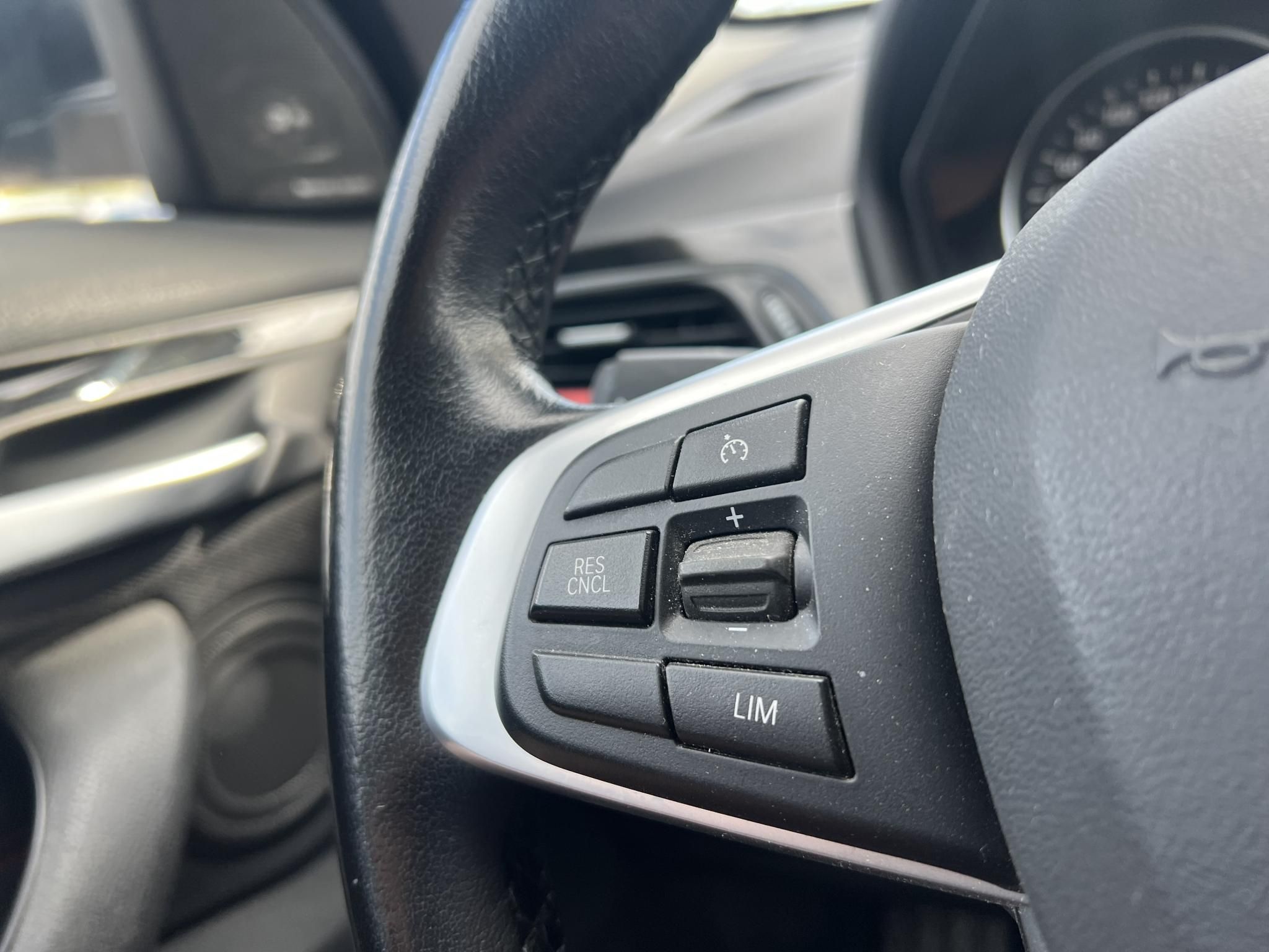 BMW X1 xDrive20i (Automata) M.o.-i. 1.tul. Márkaszervizelt!