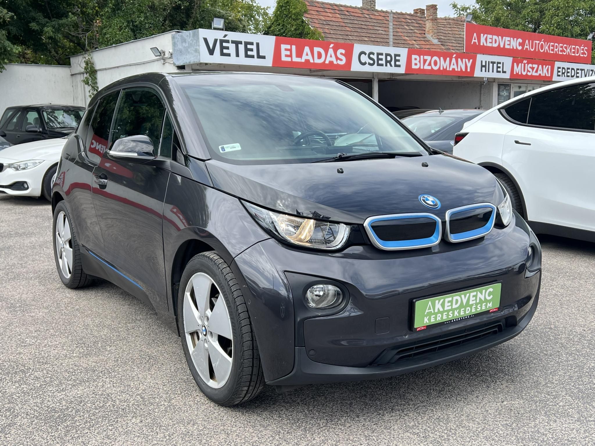 BMW I3 (Automata) 60Ah 100e km. Frissen szervizelt!