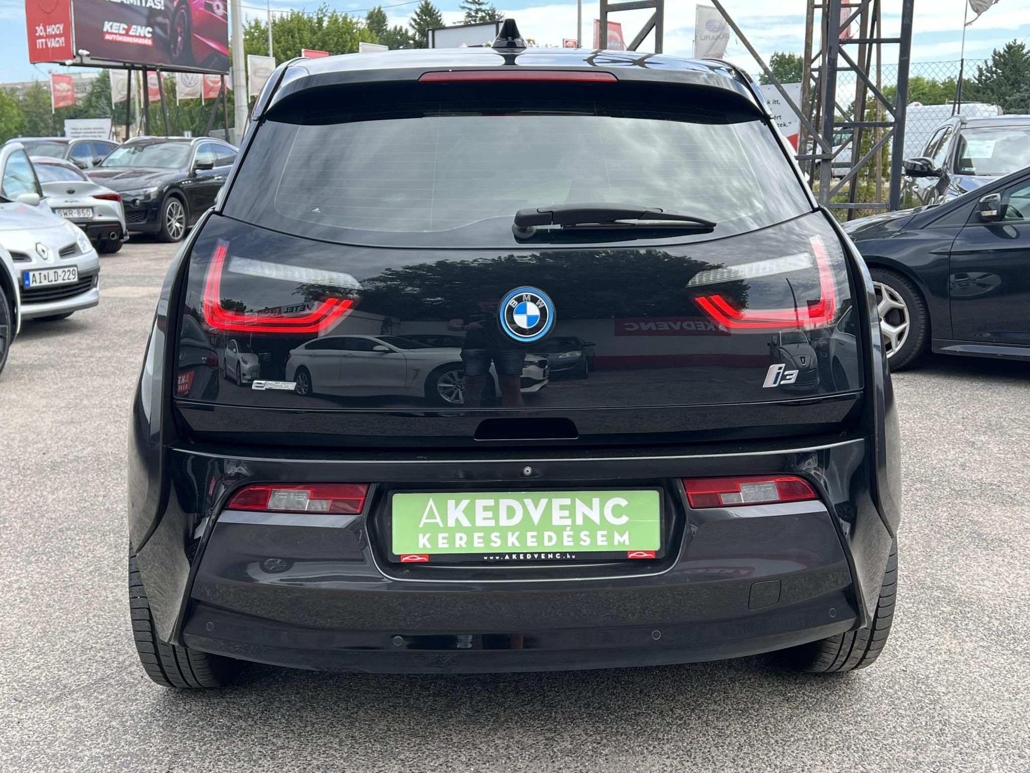 BMW I3 (Automata) 60Ah 100e km. Frissen szervizelt!