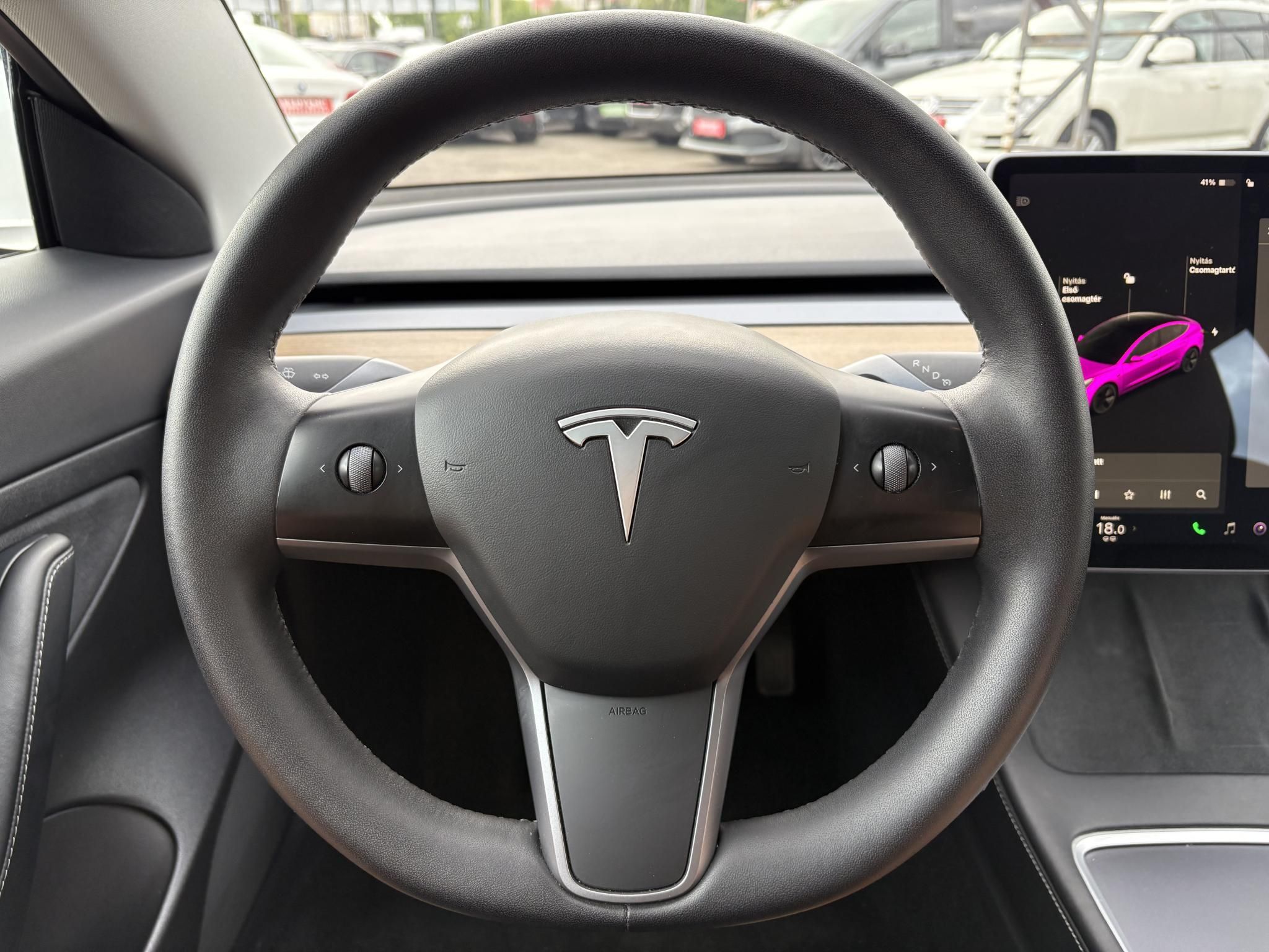 TESLA MODEL 3 Standard Range Plus Aut 80e km. mátrix LED. hőszivattyús. facelift. garanciális!