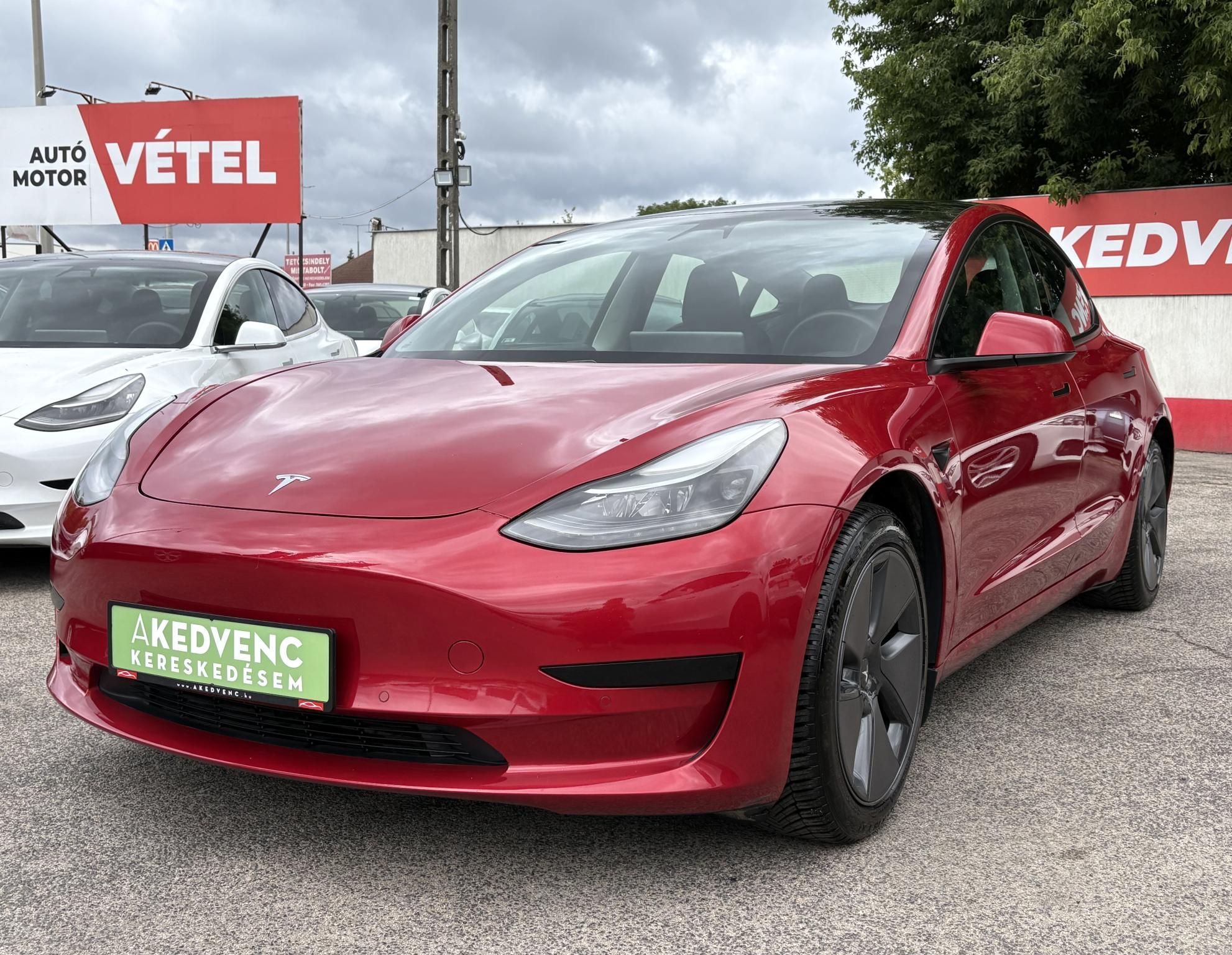TESLA MODEL 3 Standard Range Plus Aut 80e km. mátrix LED. hőszivattyús. facelift. garanciális!