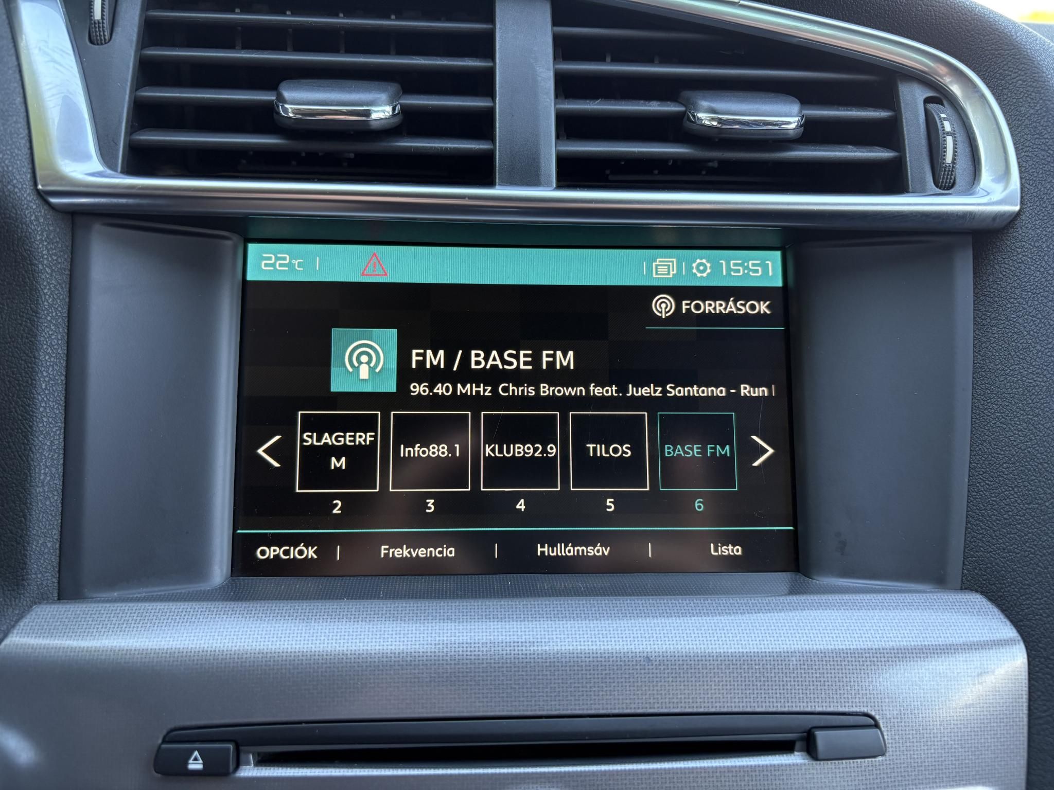 CITROEN C4 1.6 BlueHDi Profi Feel Klíma Tempomat Bluetooth Carplay TGK!