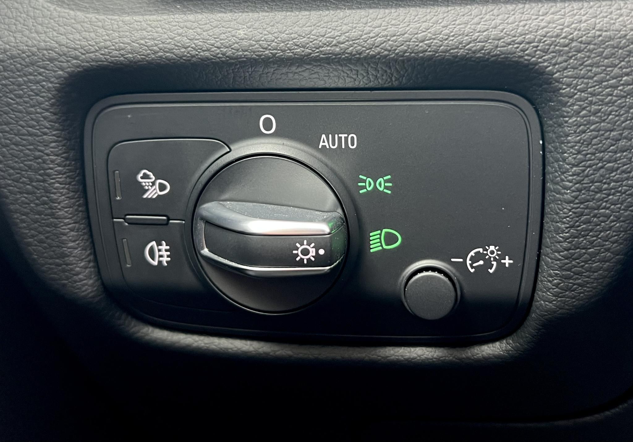 AUDI A3 Sportback 1.6 TDI Sport S-line FACELIFT Friss vezérlés!